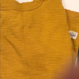 Bundle of 2 longsleeve T-shirts for boys age 8 (M)